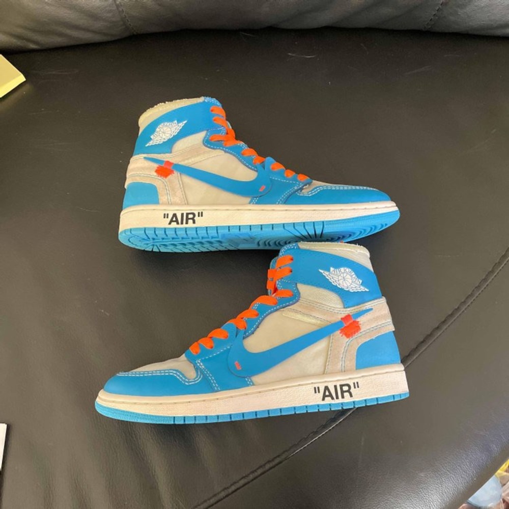 2018 Off-White x Air Jordan 1 Retro High OG 'UNC'